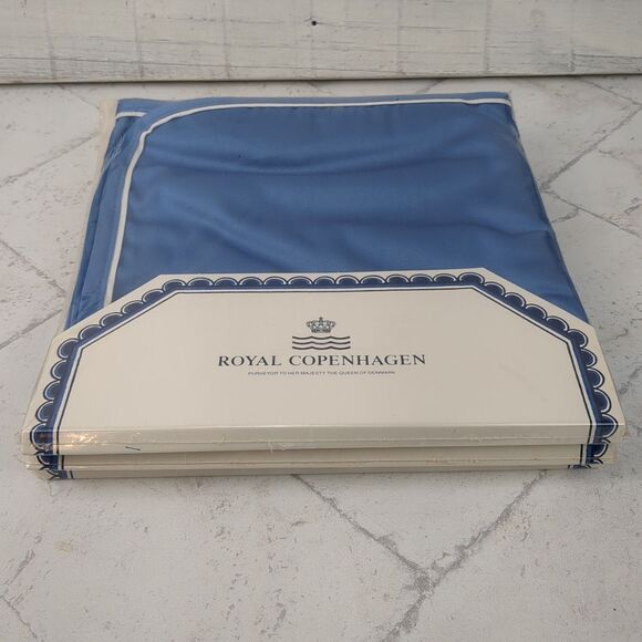 Vintage Royal Copenhagen Blue Fluted Satin Cotton Table Napkins Set of 6 - Picture 7 of 8